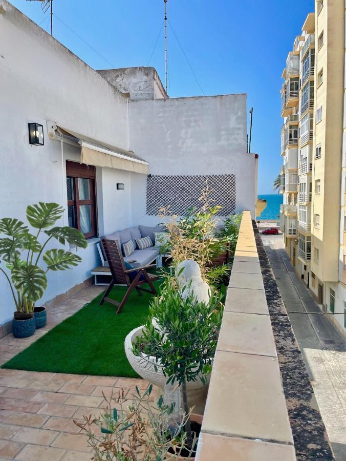קדיז Gatu Premium Atico Caleta , Preferente Mayores De 25 Anos Y Familias מראה חיצוני תמונה