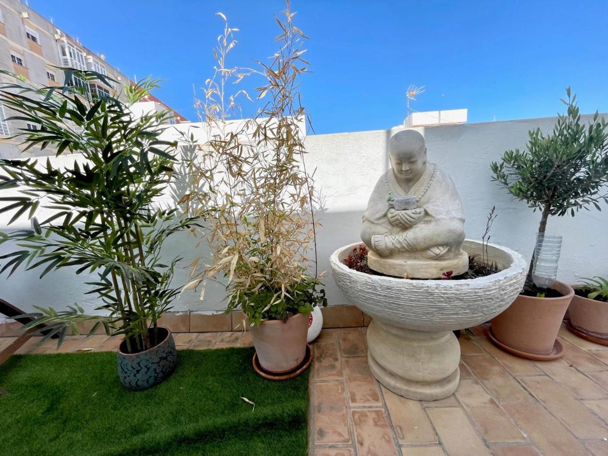 קדיז Gatu Premium Atico Caleta , Preferente Mayores De 25 Anos Y Familias מראה חיצוני תמונה